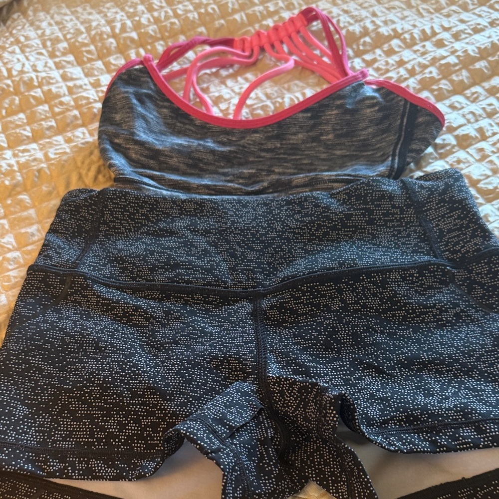 lululemon Pink and Gray Sports Bra and shorts good condition